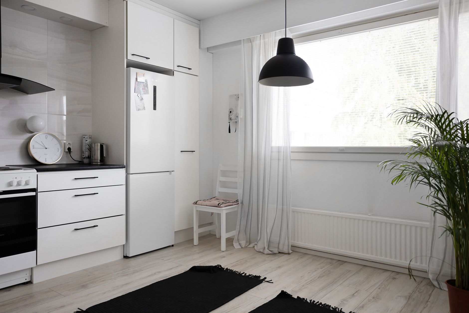 Skandinávský styl v českém bytě: co funguje a co je klišé